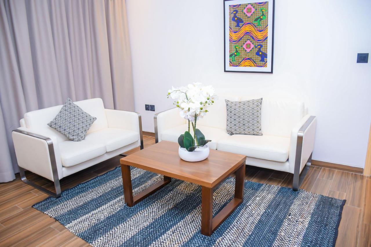 AQUA INN Hotel Kinshasa Buitenkant foto